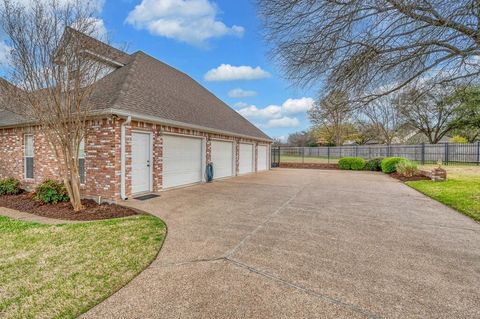 Tiny photo for 3111 Rockbridge Road, Waco, TX 76657 (MLS # 21200526)