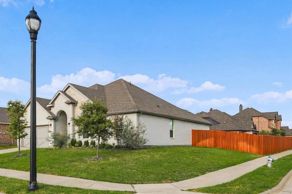 5622 Log Cabin Court