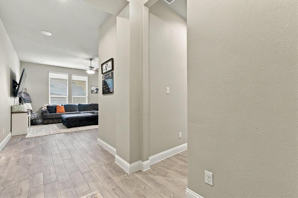 5622 Log Cabin Court
