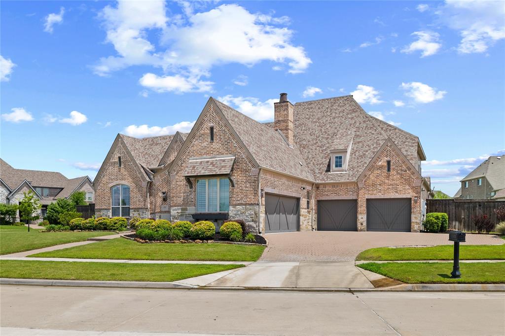 4510 Woodbine Lane