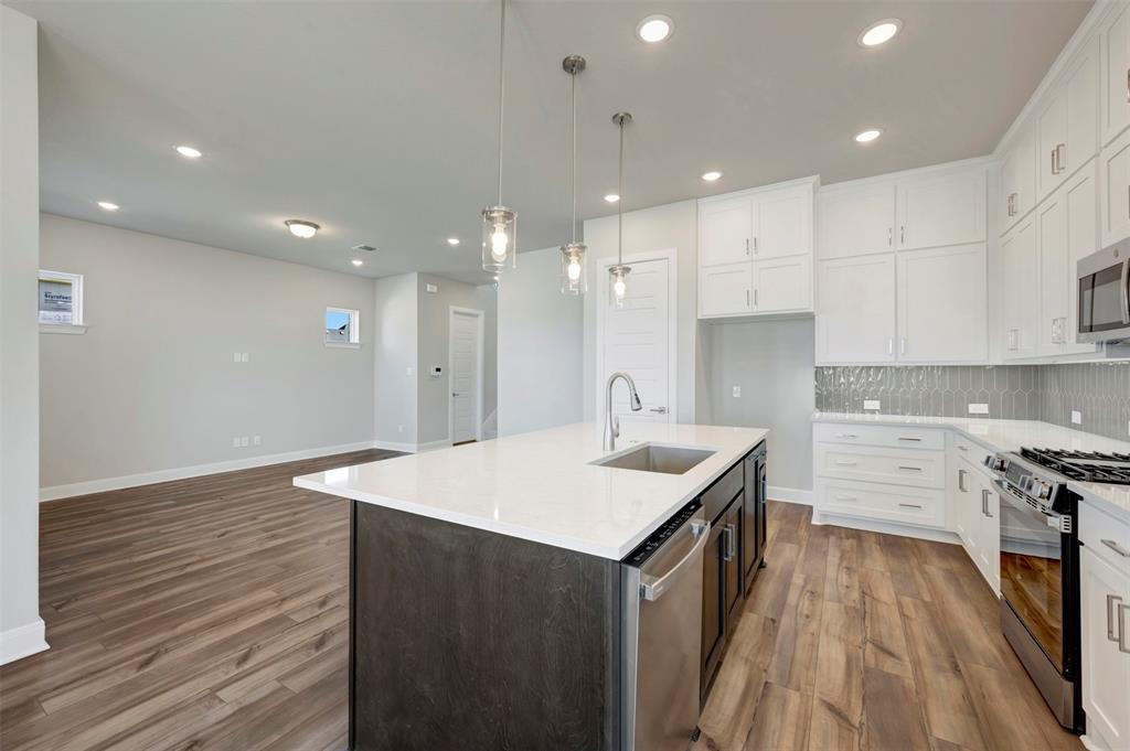 Painted Tree-Woodland West - Residential