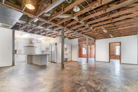 Tiny photo for 2602 Kings Road #B, Dallas, TX 75219 (MLS # 21043023)