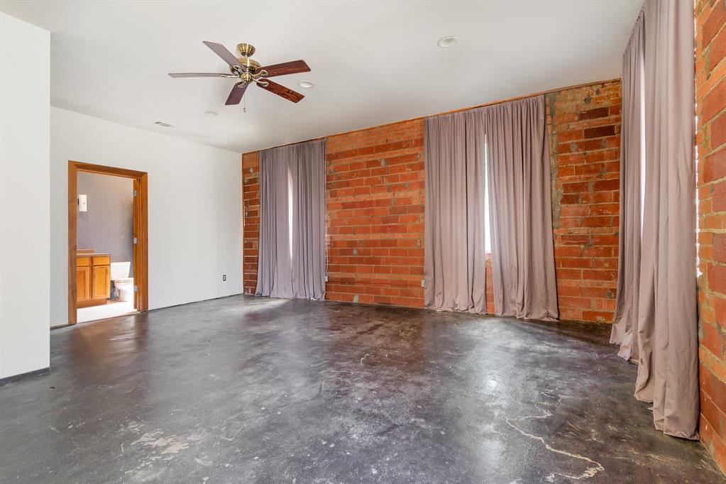 A K Lucas Homestaed - Residential Lease