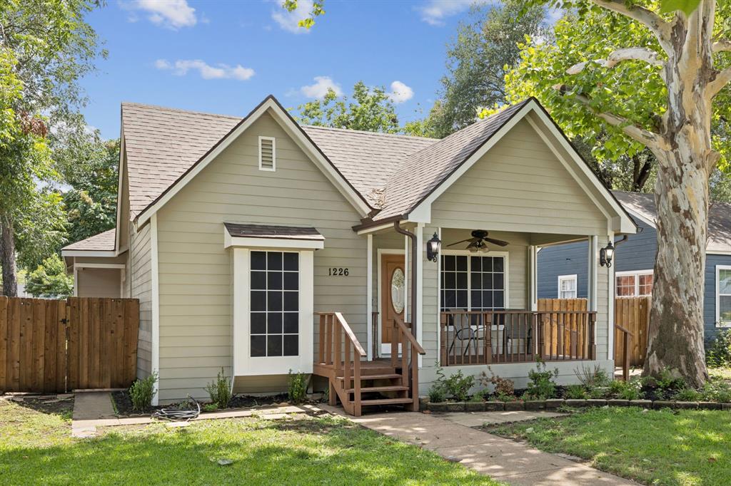 1226 Mountain Lake Road