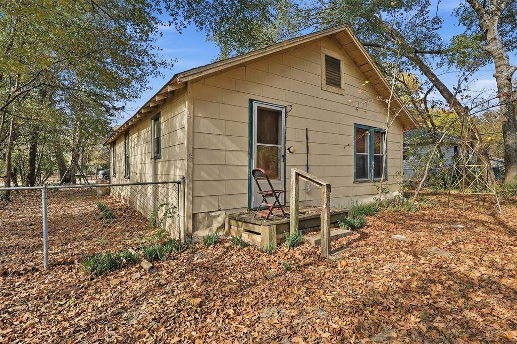 A100071 A0071 T BURBRIDGE - Residential