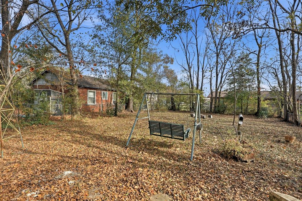 A100071 A0071 T BURBRIDGE - Residential