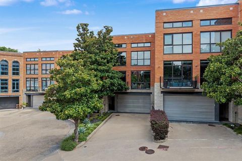 Photo of 2967 Magnolia Hill Court, Dallas, TX 75201 (MLS # 21311607)
