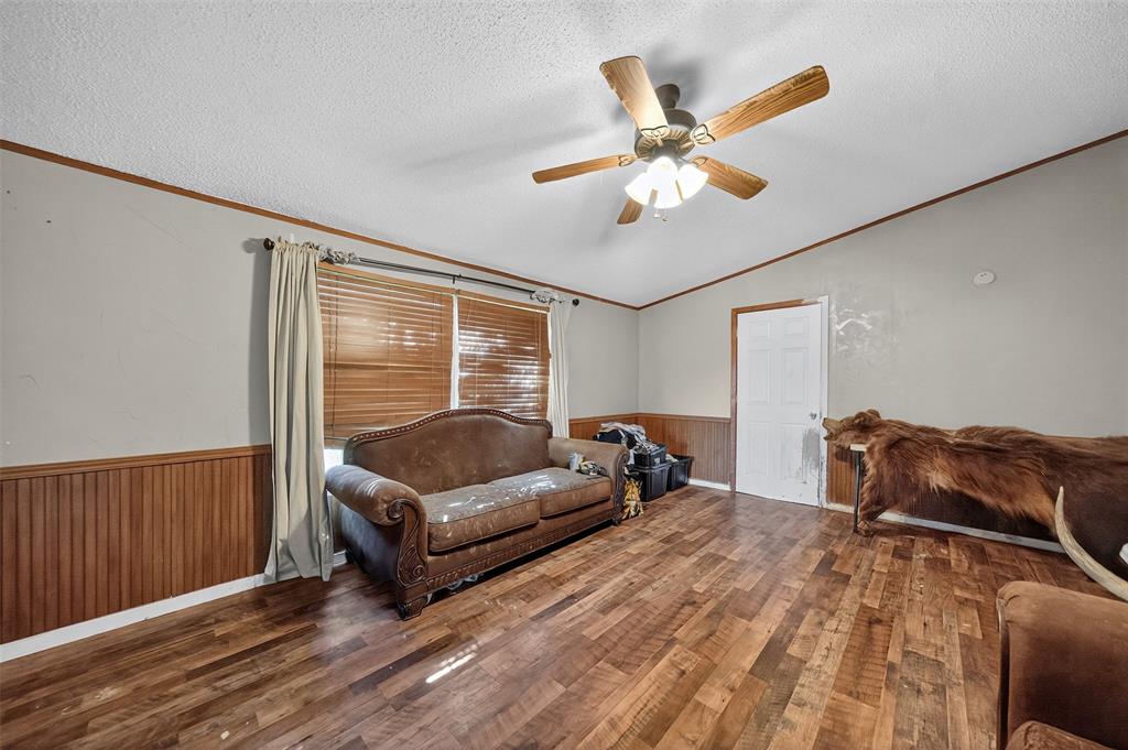 12751 County Road 1200