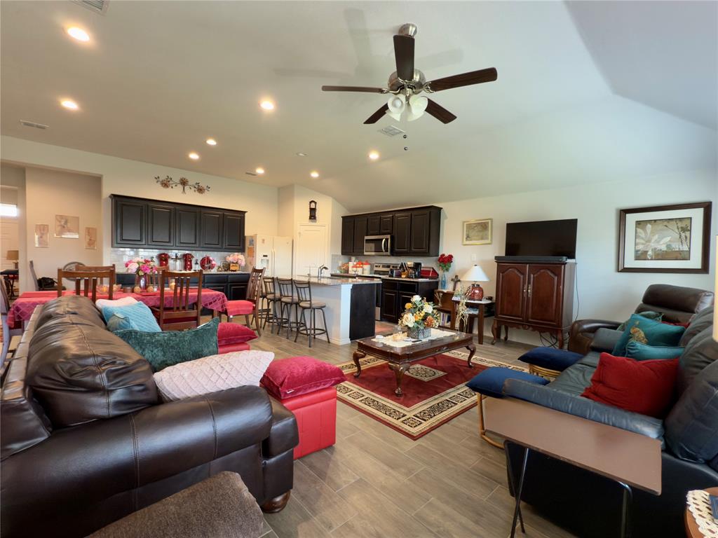 Hulen Tr - Residential