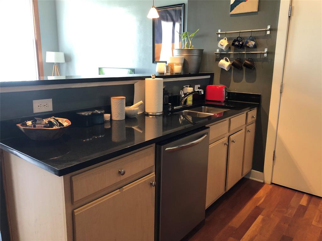 Live Oak Lofts Condo - Residential Lease