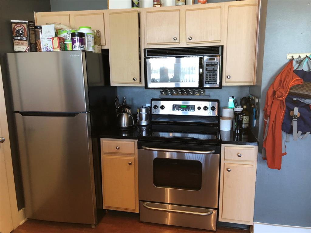 Live Oak Lofts Condo - Residential Lease