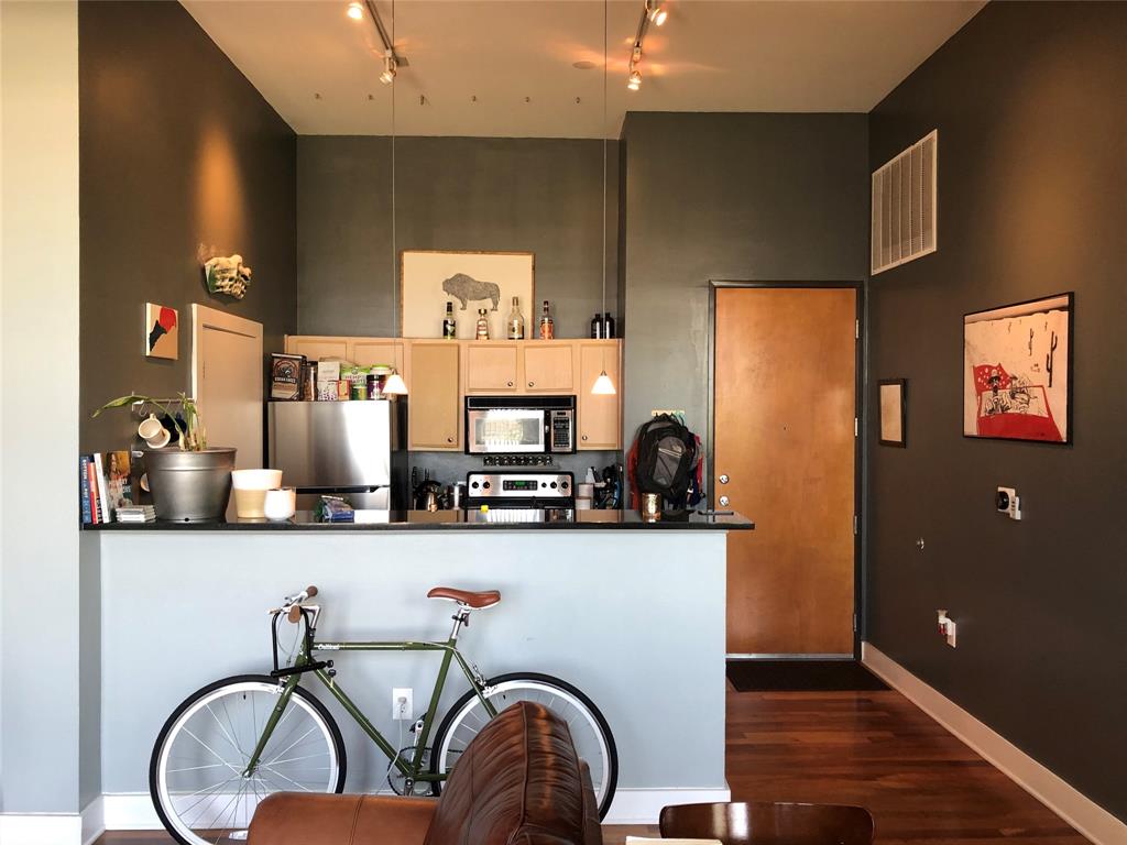 Live Oak Lofts Condo - Residential Lease