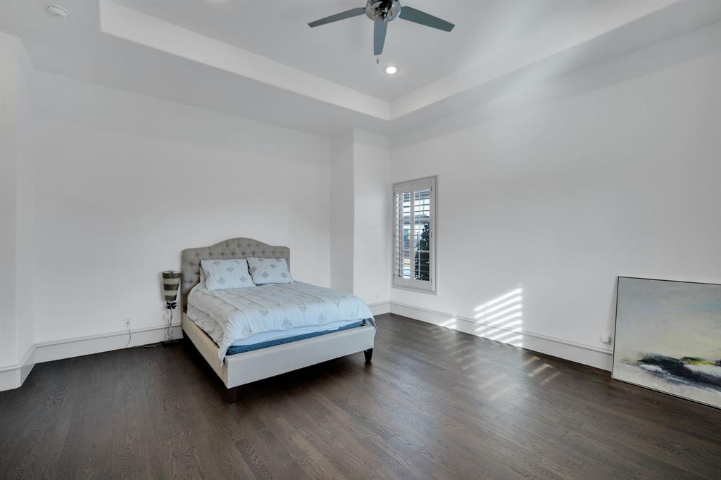 The Enclaves At Chateau Du Lac - Residential