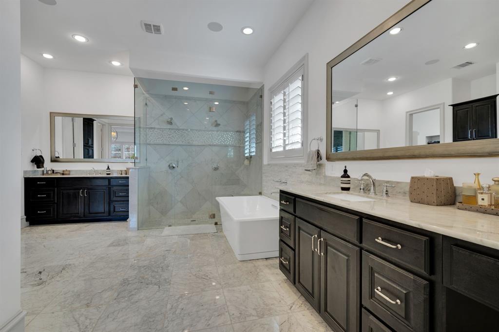 The Enclaves At Chateau Du Lac - Residential