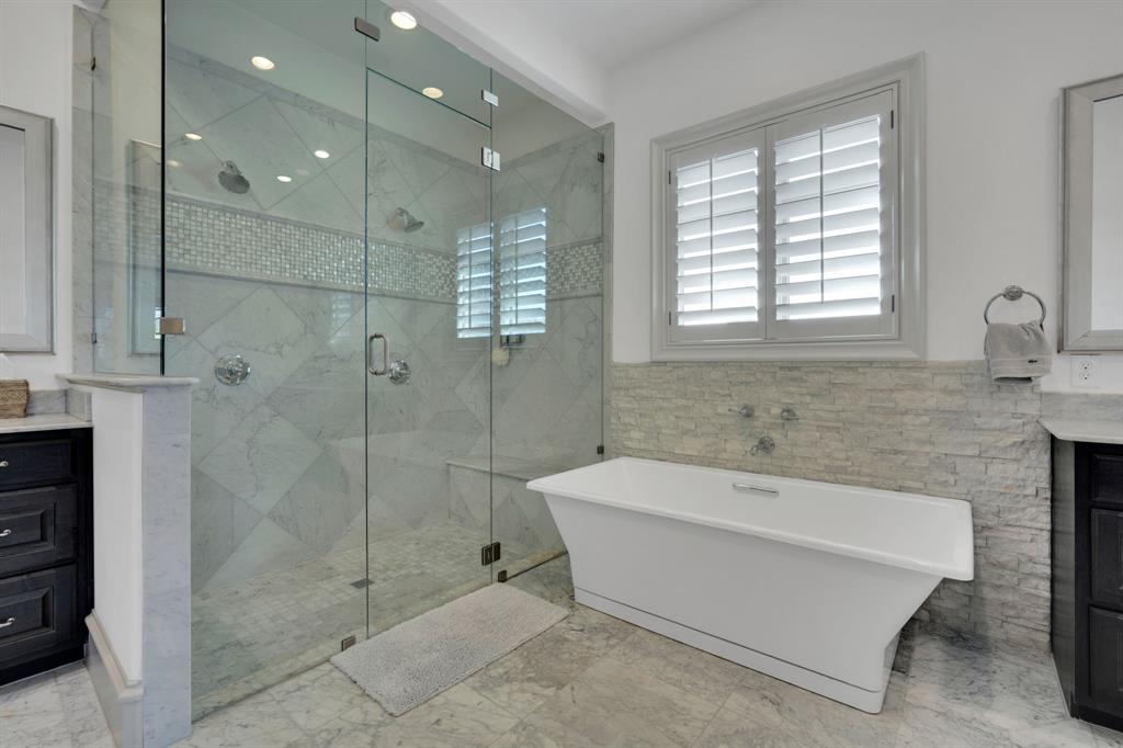 The Enclaves At Chateau Du Lac - Residential