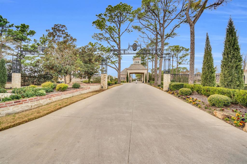 The Enclaves At Chateau Du Lac - Residential