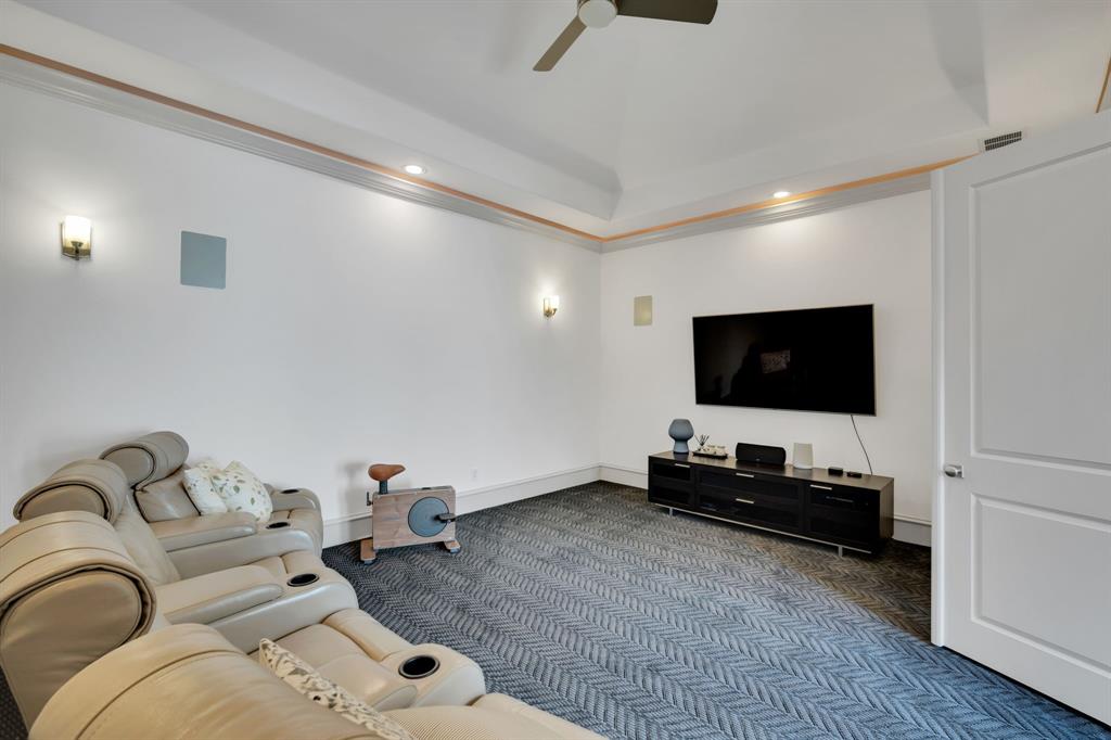 The Enclaves At Chateau Du Lac - Residential