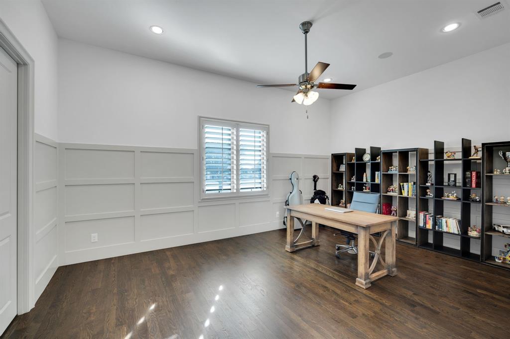 The Enclaves At Chateau Du Lac - Residential