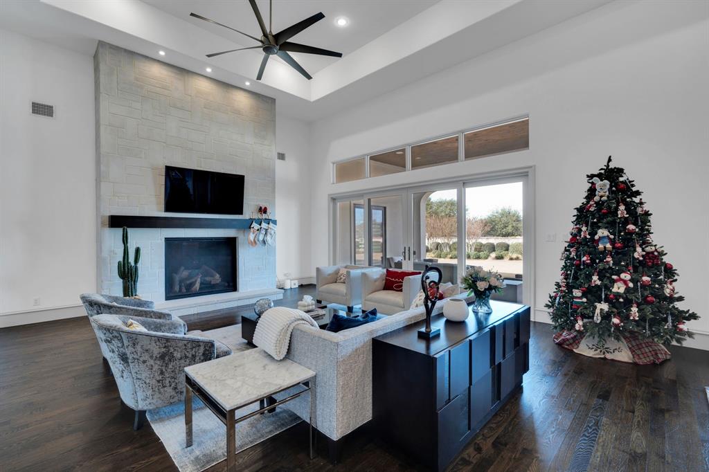 The Enclaves At Chateau Du Lac - Residential