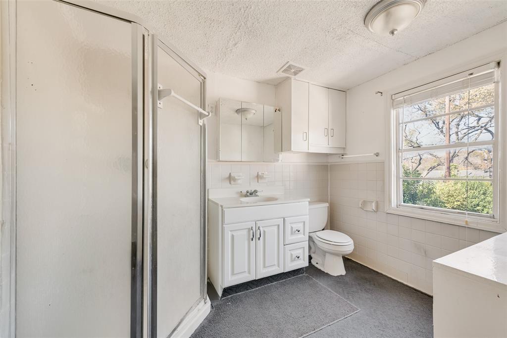 Ravinia Heights - Residential