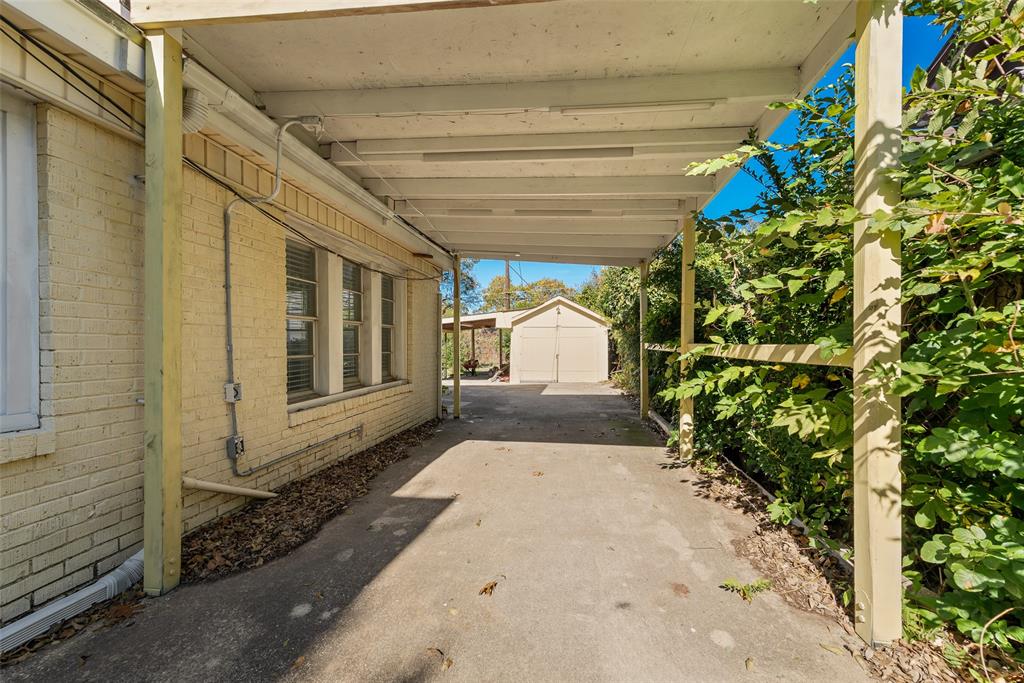 Ravinia Heights - Residential