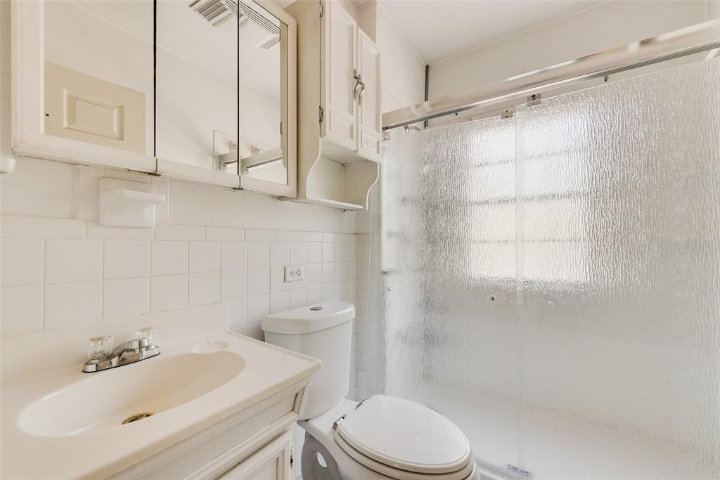 Ravinia Heights - Residential