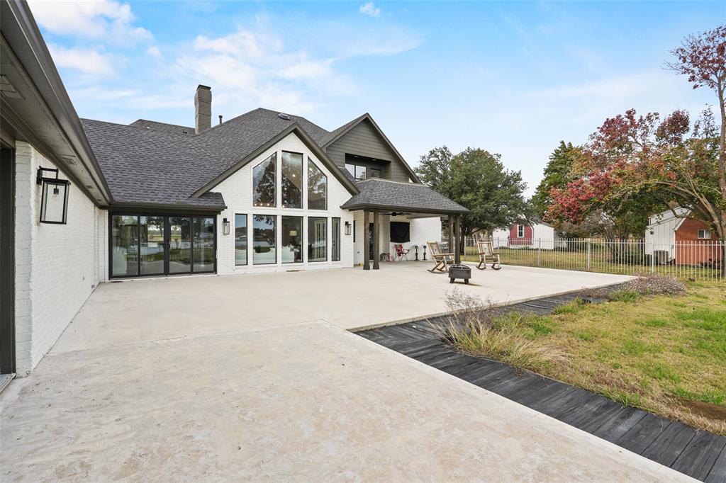 Gibson Lakeview Estate - Residential