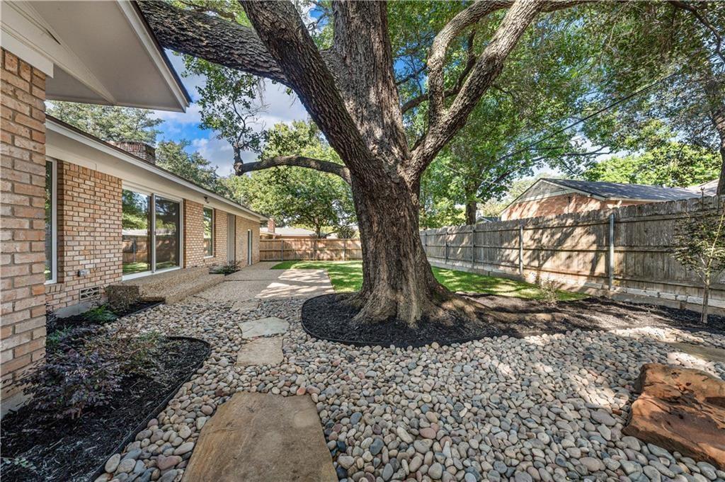 Woodland Hills - Residential