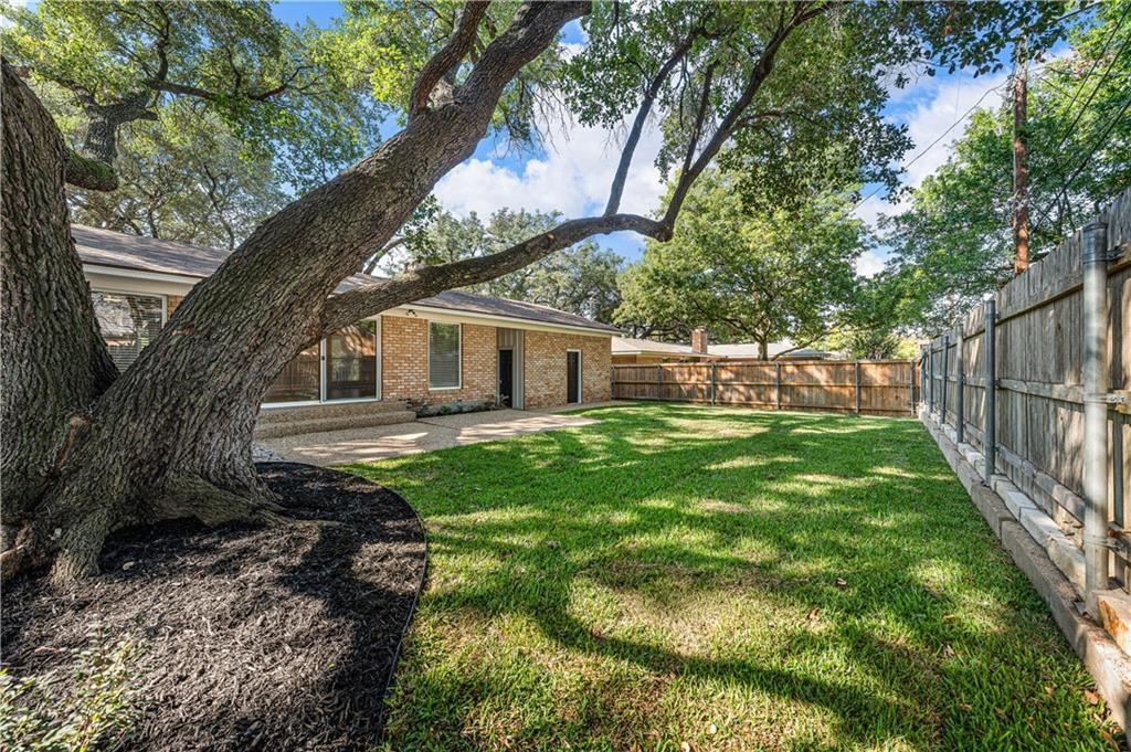 Woodland Hills - Residential