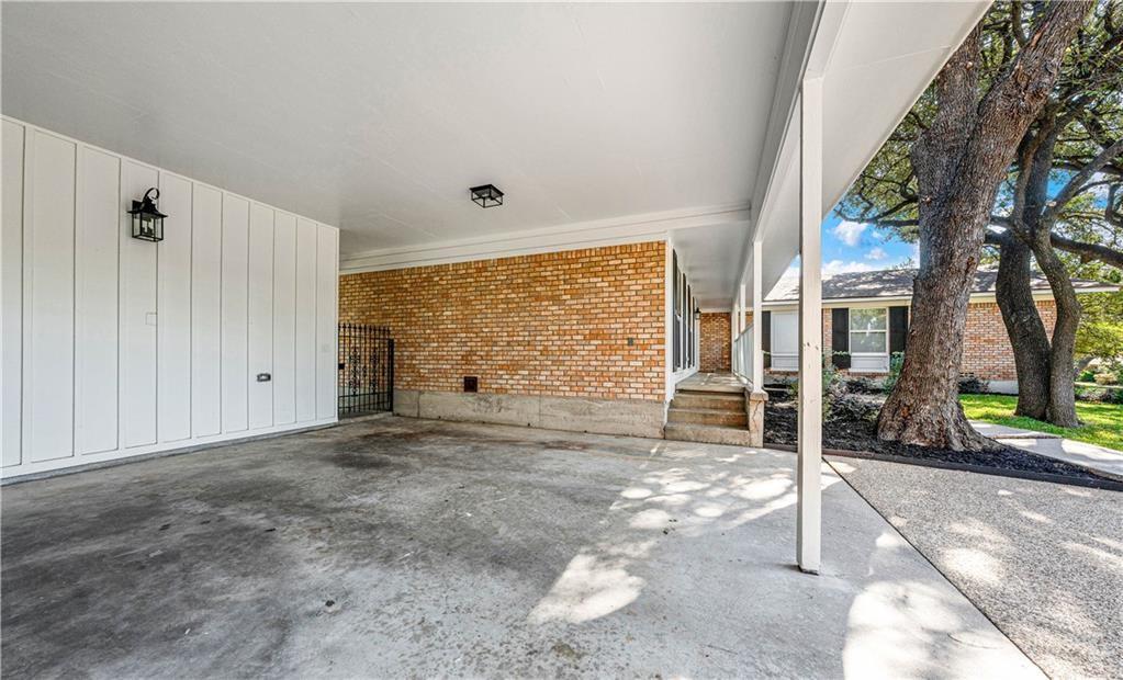 Woodland Hills - Residential