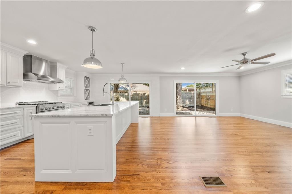 Woodland Hills - Residential