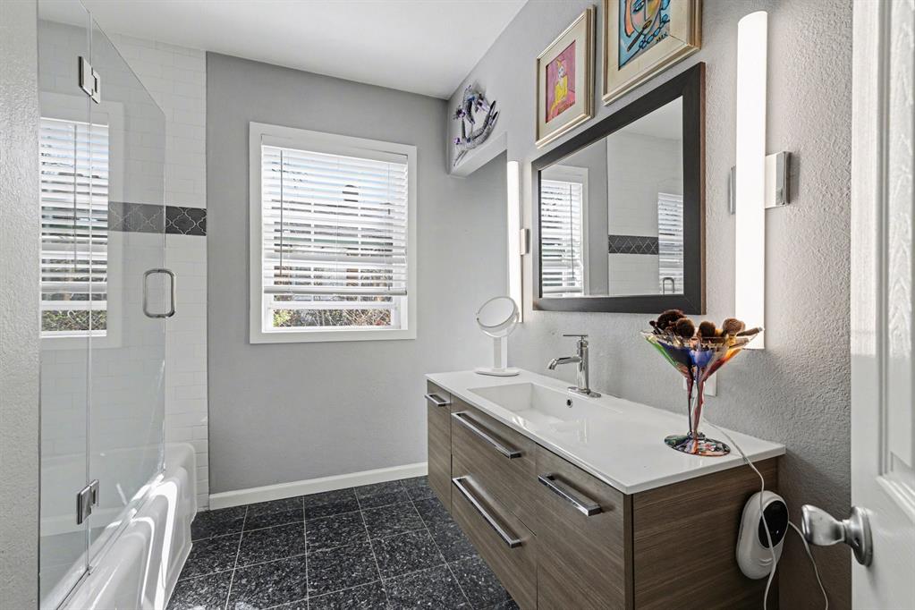 Cedar Oaks - Residential