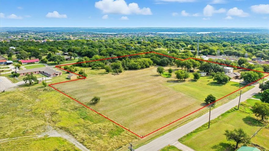 This 7.89-acre tract offers a rare opportunity for developers and investors seeking land in one of Parker County’s most desirable growth corridors, Hudson Oaks. With excellent visibility and easy access to I-20 and Highway 180, the property provides a strong foundation for a variety of commercial or mixed-use projects. The land is level and highly usable giving you flexibility to bring your vision to life. Hudson Oaks is known as a thriving hub that bridges Weatherford and the westward growth of Fort Worth, making this an ideal location for retail, office, medical, or multi-use concepts. Utilities are readily available nearby, and the surrounding area continues to see steady traffic counts and consistent expansion, driven by both residential and commercial demand. Whether you’re looking to anchor a long-term development or secure an investment in one of the fastest-growing regions of North Texas, this tract in Hudson Oaks stands out as a premier opportunity.