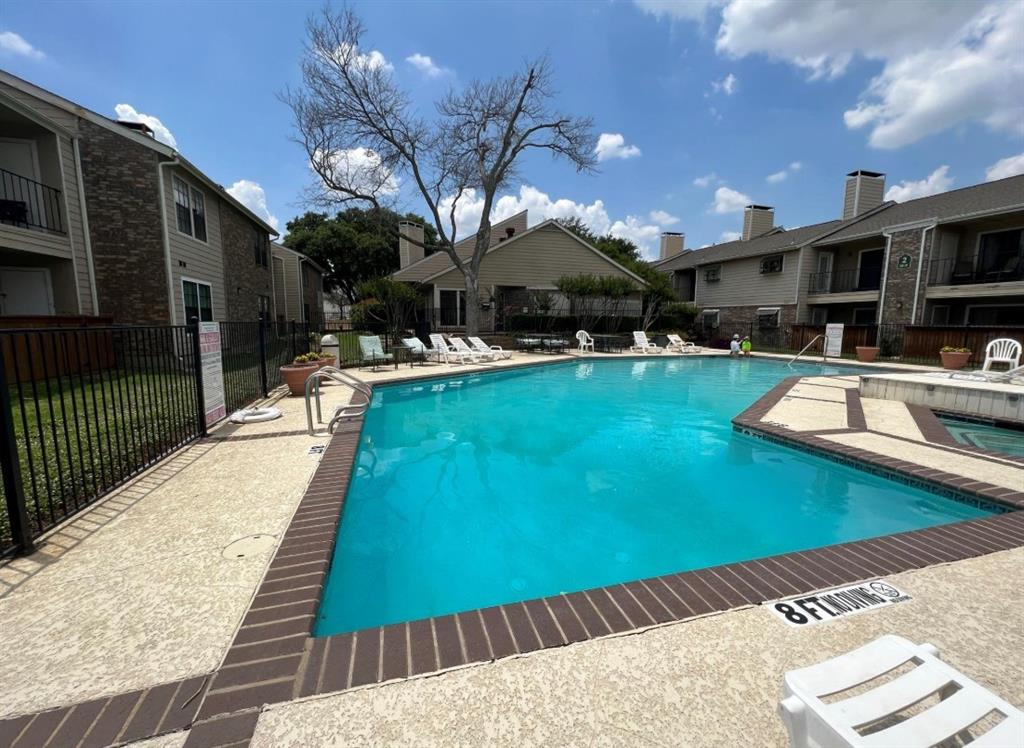 Parkway Lane - Residential