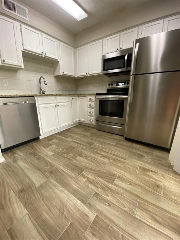 Parkway Lane - Residential