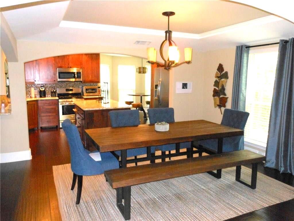 Grapevine, Texas 76051, United States, 4 Bedrooms Bedrooms, ,3 BathroomsBathrooms,Residential,Pending,15947