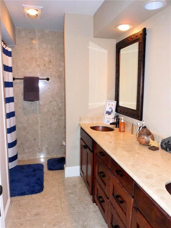 Grapevine, Texas 76051, United States, 4 Bedrooms Bedrooms, ,3 BathroomsBathrooms,Residential,Pending,15947