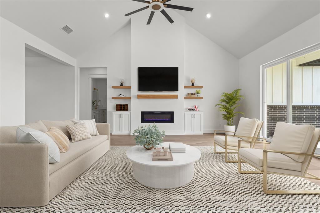 294 County Road 4107