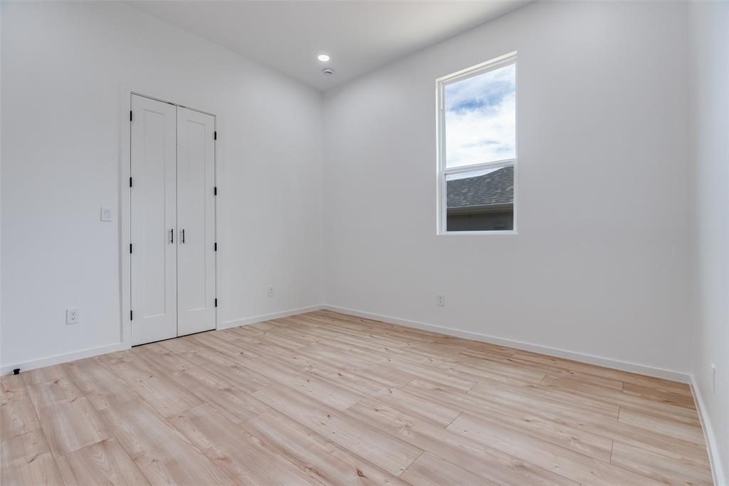 Brown Harris - Residential