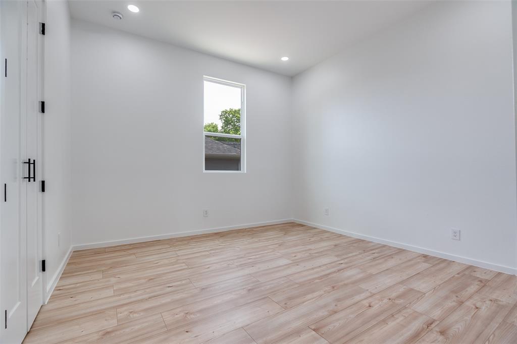 Brown Harris - Residential