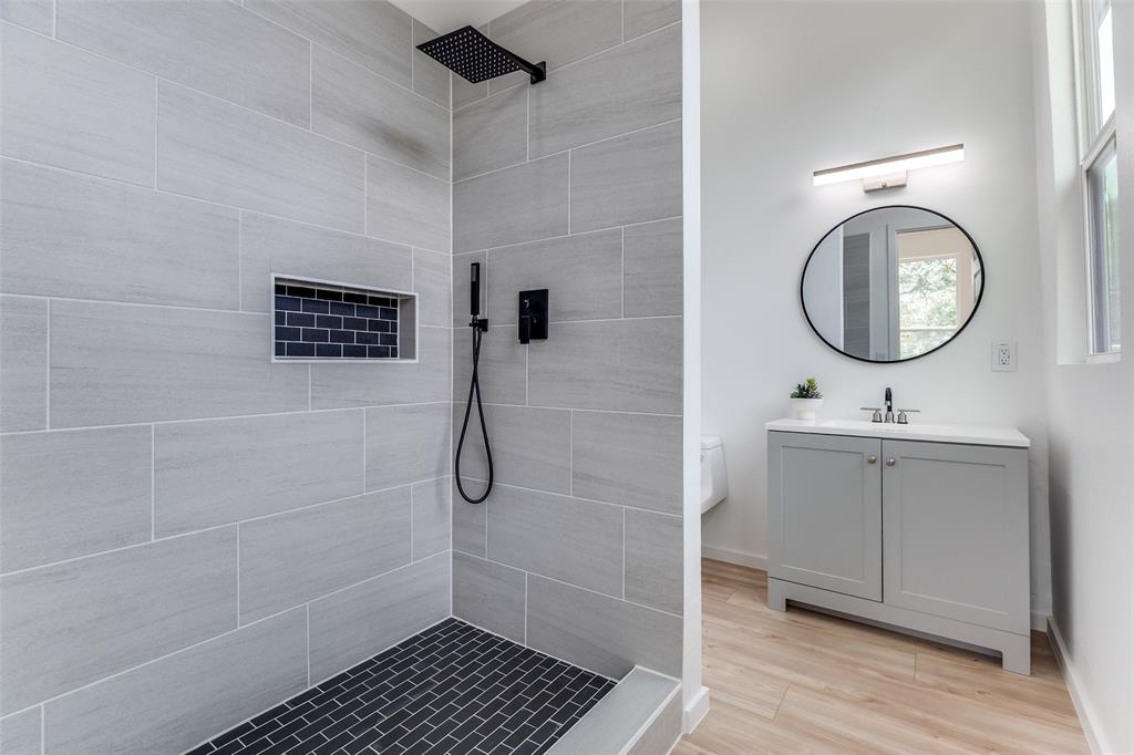 Brown Harris - Residential