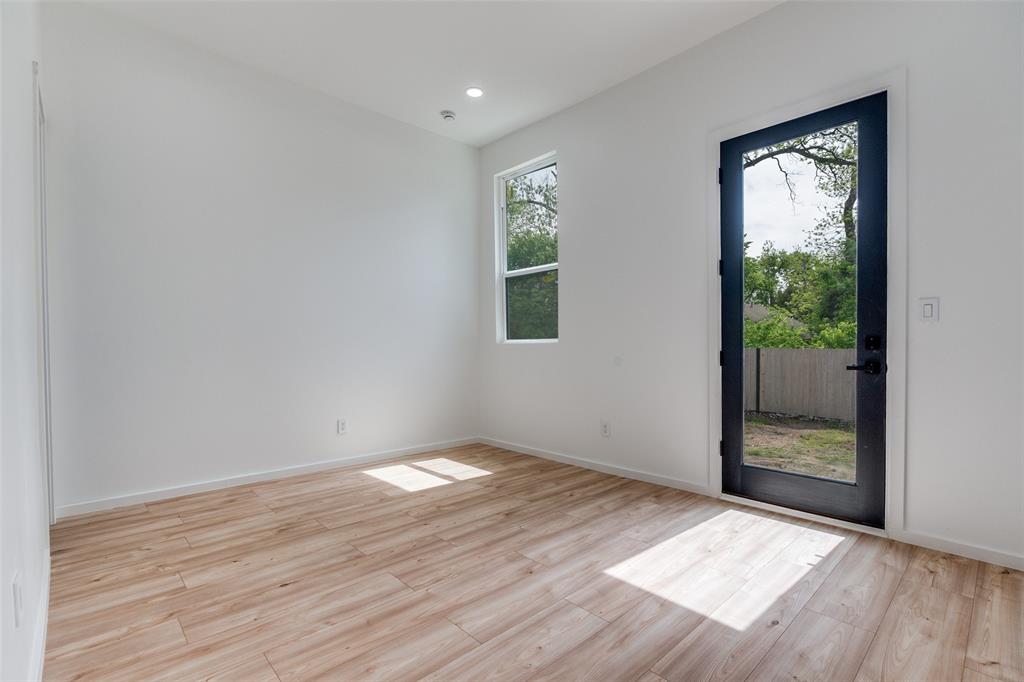 Brown Harris - Residential