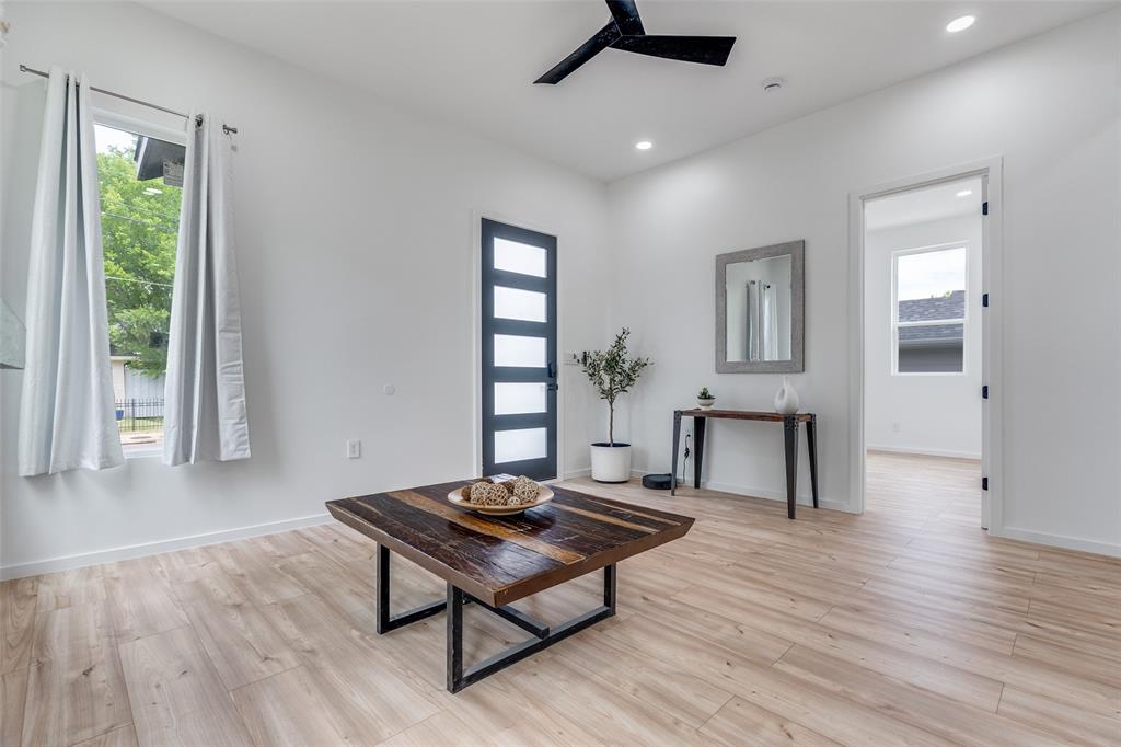 Brown Harris - Residential