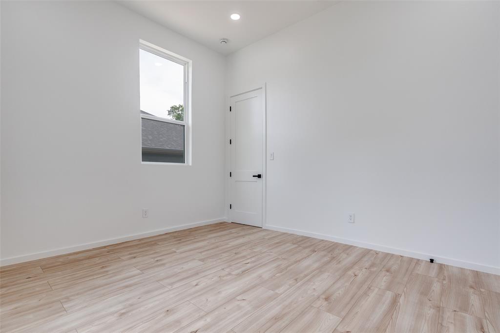 Brown Harris - Residential