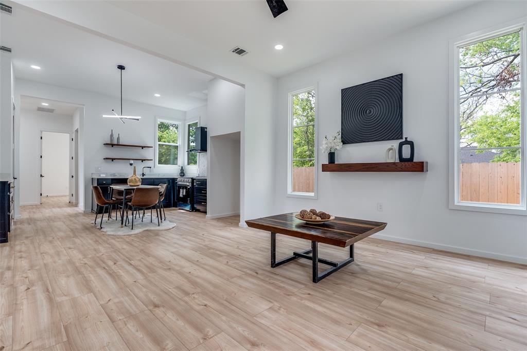 Brown Harris - Residential