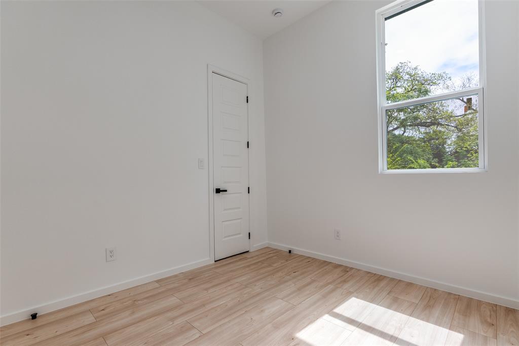 Brown Harris - Residential