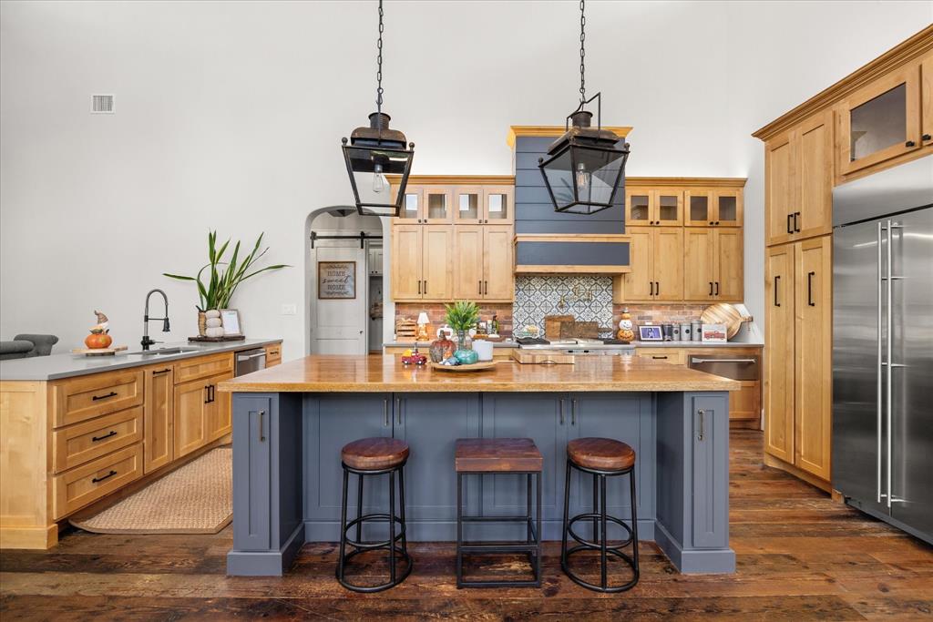 145 Tres Vistas Court