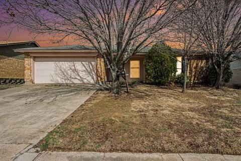 6461 Westridge Drive Watauga TX 76148