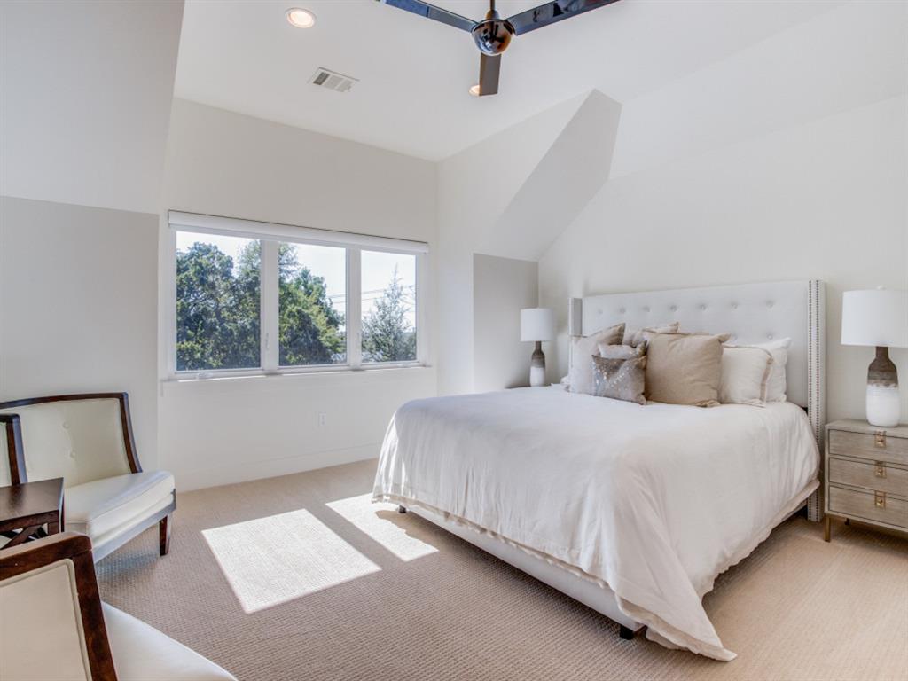 Villas at Hidden Knoll - Residential