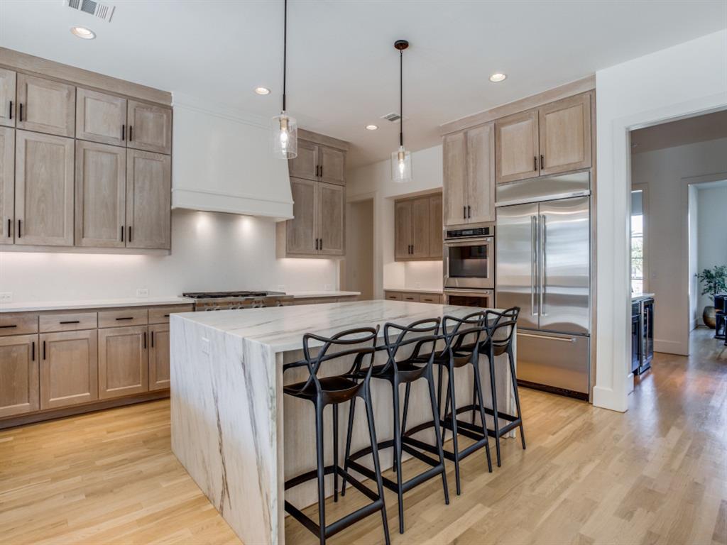 Villas at Hidden Knoll - Residential